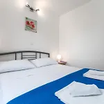 Apartman P1 Rubessa S Parkirnim Mjestom Baska (Krk)