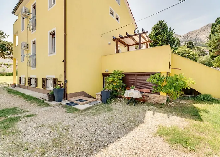 P1 Rubessa Apartmán *
