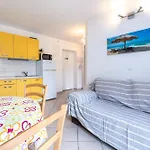 P1 Rubessa S Parkirnim Mjestom Apartamento Baška
